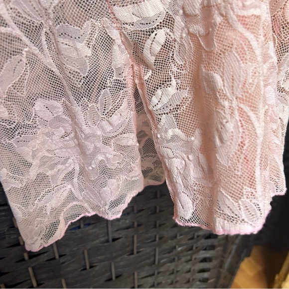 Victoria’s Secret vintage lace shirt nightgown in pink size large open back - Picture 8 of 12